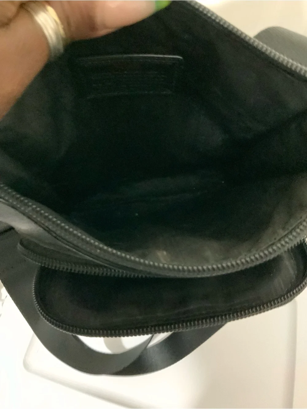 Tumi Gen 4.3 - 9.5” POCKET BAG SMALL Sling Crossbody - 100% BLACK LEATHER